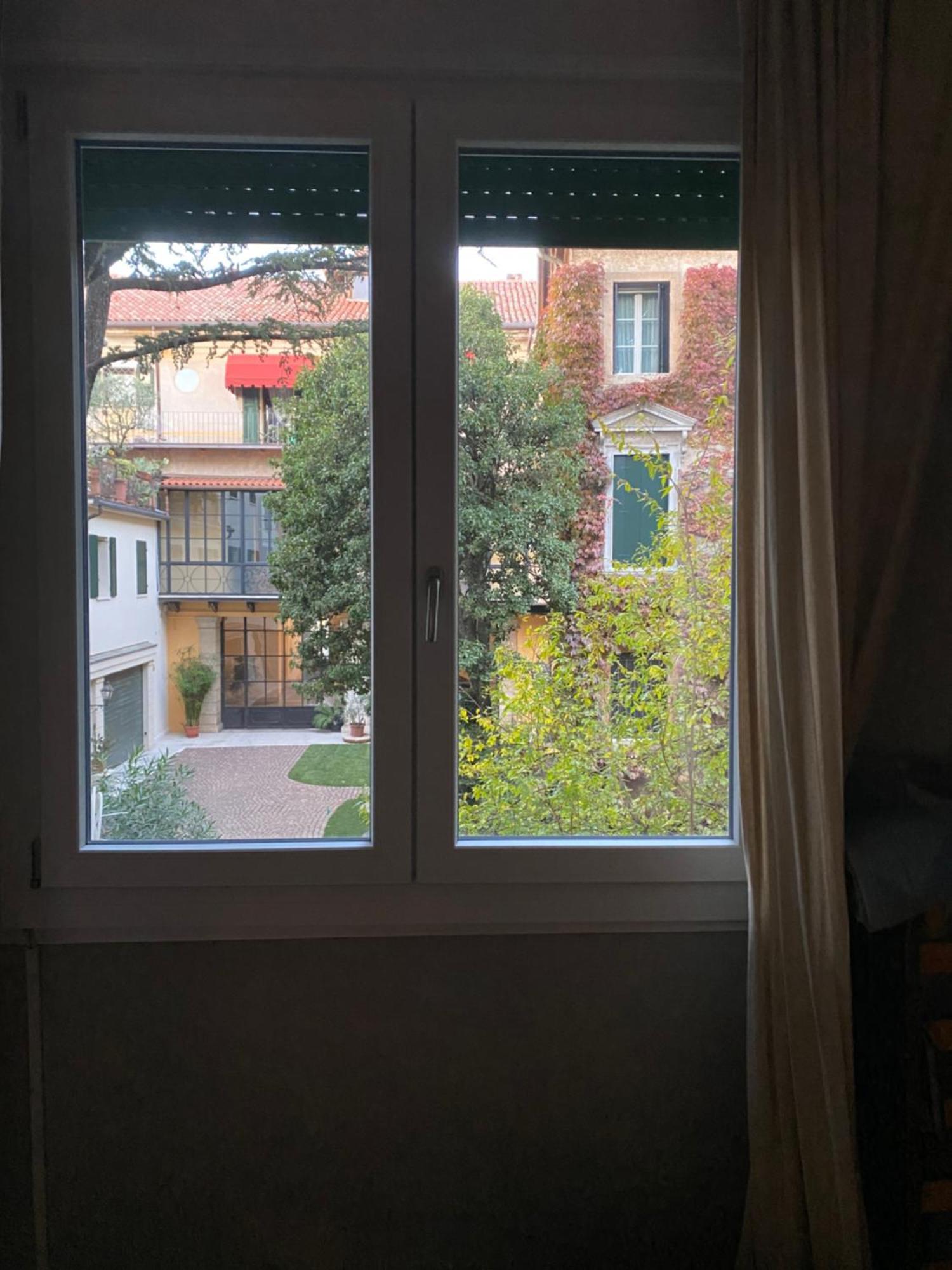 Living Down Town Appartement Bassano del Grappa Buitenkant foto